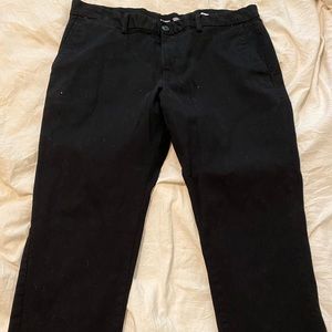 Black slim straight Old Navy pants 36x30